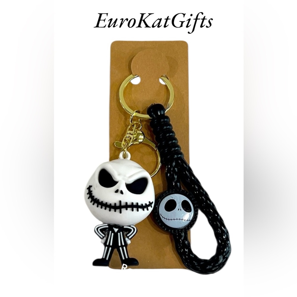 NEW Black and White CharacterJack Smile head Keychain (1) New with tags NWT